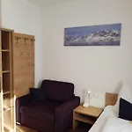 Haus Arnold - Und Силлиан