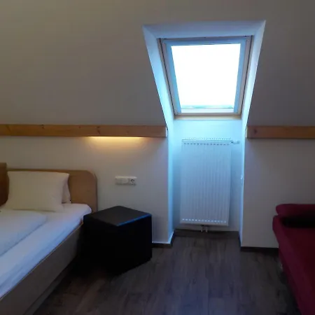 Haus Arnold - Und 民宿 *